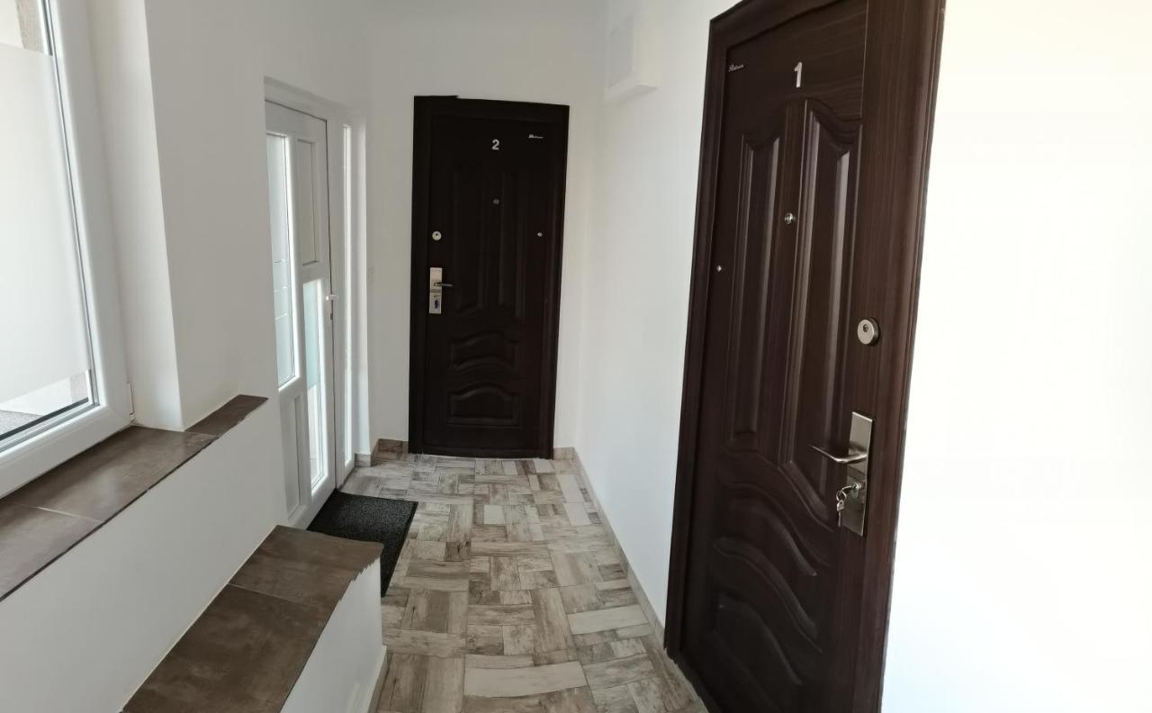 Carla'S Place Ap 2 Oradea Zewnętrze zdjęcie
